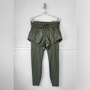 Athleta 2 IN 1 Tight in Ancient Forest Green NWT